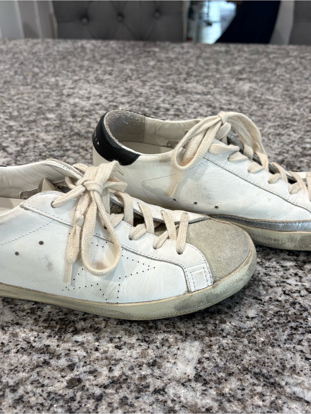 Golden Goose White and Black Super-Star Low-Top Sneakers - Picture 4 of 6